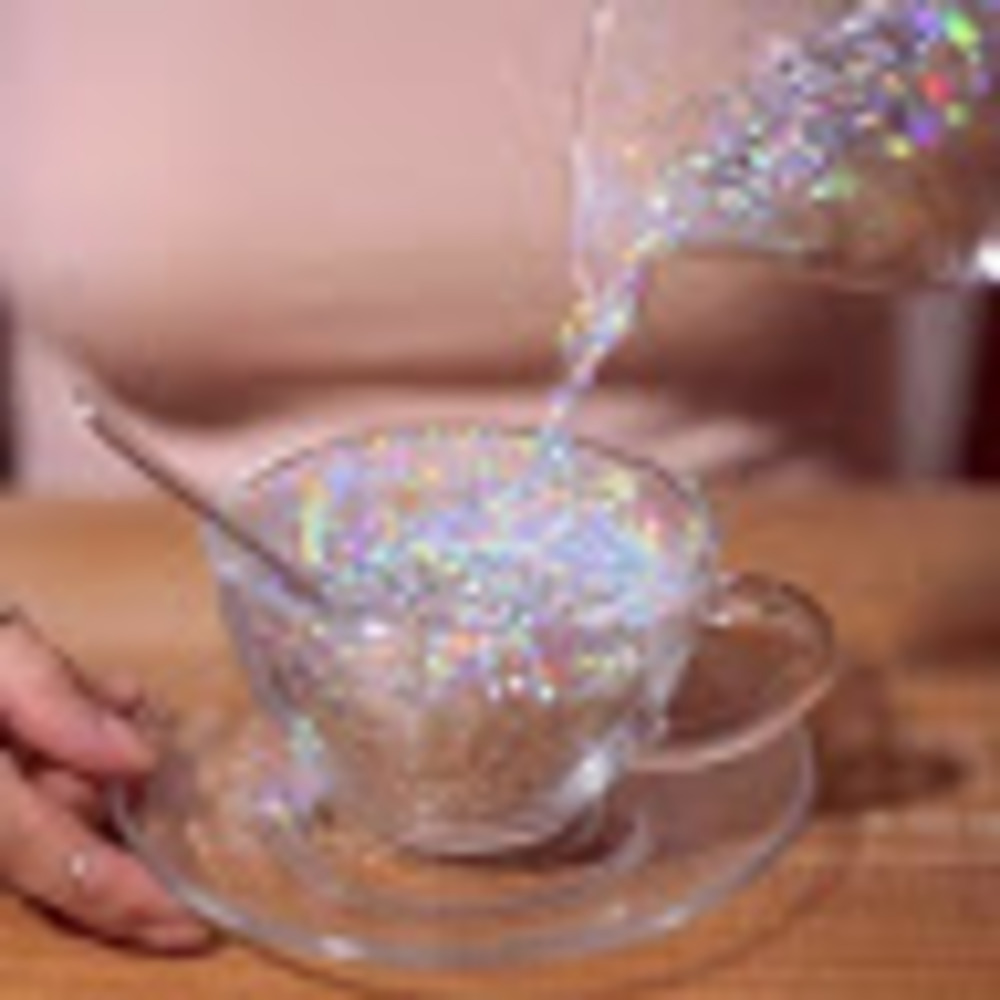 Meet your Posher, Ellie